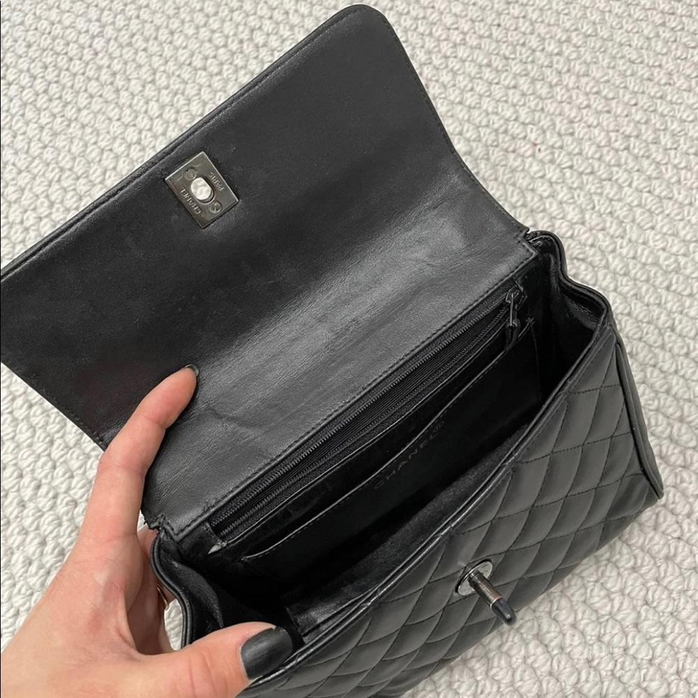 Chanel Vintage Quilted Flap Bag - Picture 4 of 16